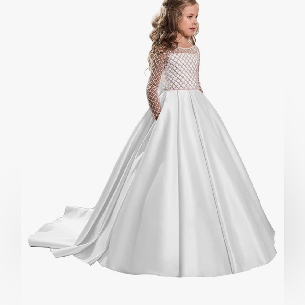 Gorgeous communion, flower girl, pageant dress.